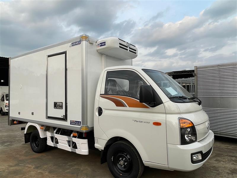 HYUNDAI H150 ĐÔNG LẠNH 1,2 TẤN