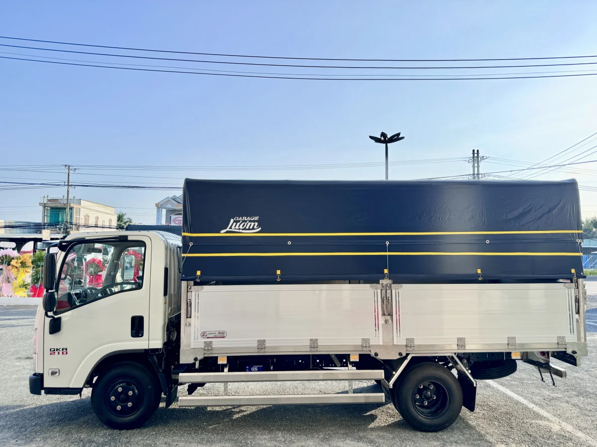 ISUZU QKR 210 THÙNG BẠT BỬNG NHÔM GARAGE LƯỢM Ngoại thất 6