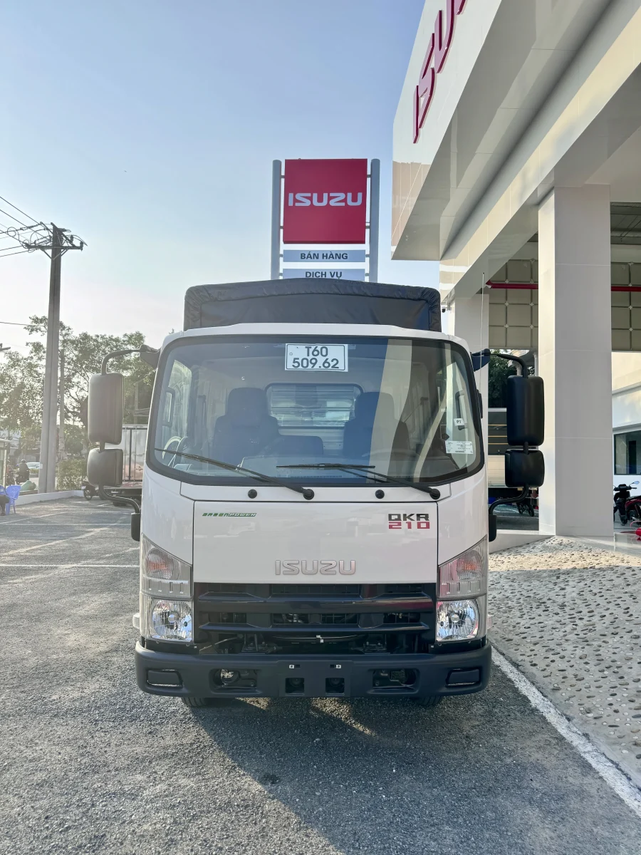 ISUZU QKR 210 THÙNG BẠT BỬNG NHÔM GARAGE LƯỢM Ngoại thất 1