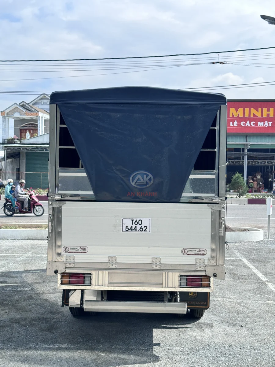 ISUZU QKR 230 THÙNG BẠT BỬNG NHÔM GARAGE LƯỢM Ngoại thất 5