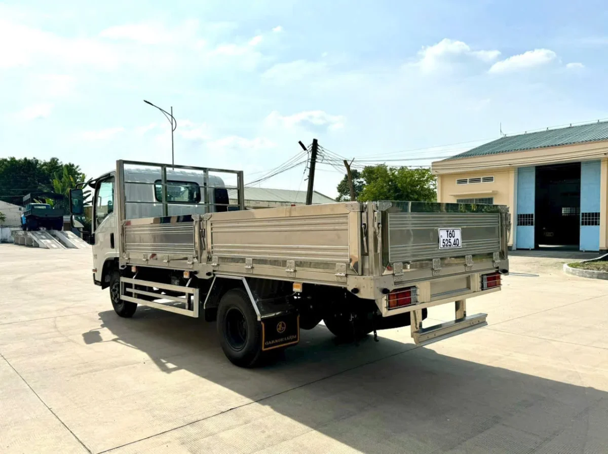 ISUZU QKR 270 THÙNG LỬNG BỬNG INOX GARAGE LƯỢM Ngoại thất 5
