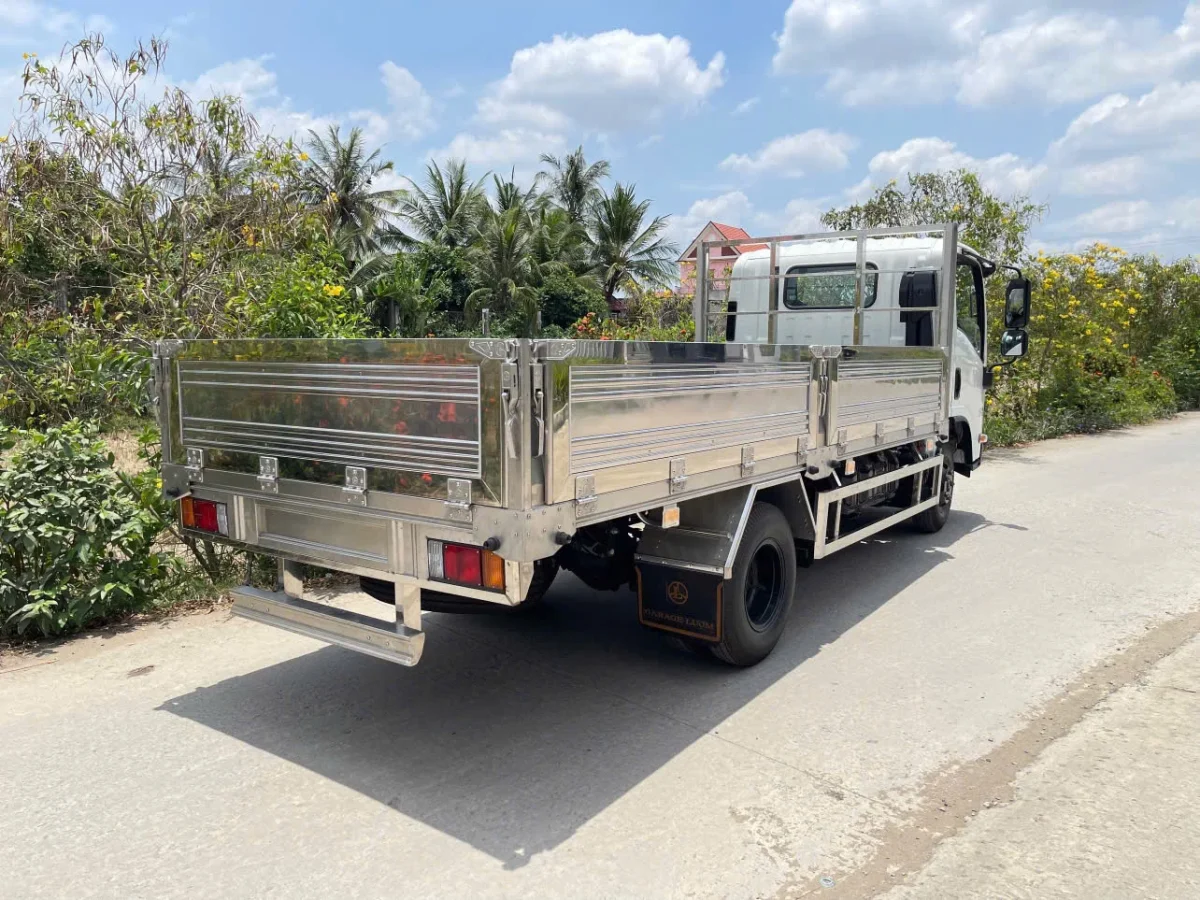 ISUZU QKR 270 THÙNG LỬNG BỬNG INOX GARAGE LƯỢM Ngoại thất 3