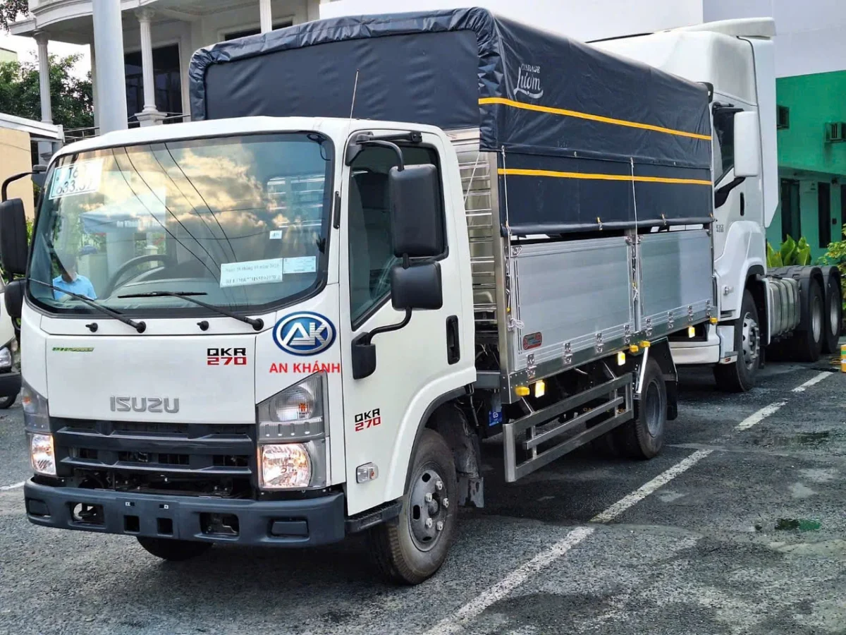 ISUZU QKR 270 THÙNG BẠT BỬNG NHÔM GARAGE LƯỢM Ngoại thất 2