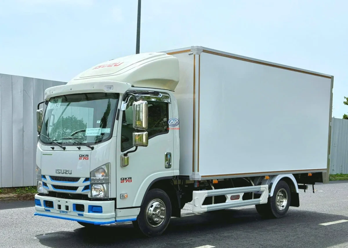 ISUZU QKR 270 THÙNG KÍN COPOSITE GARAGE LƯỢM Ngoại thất 1