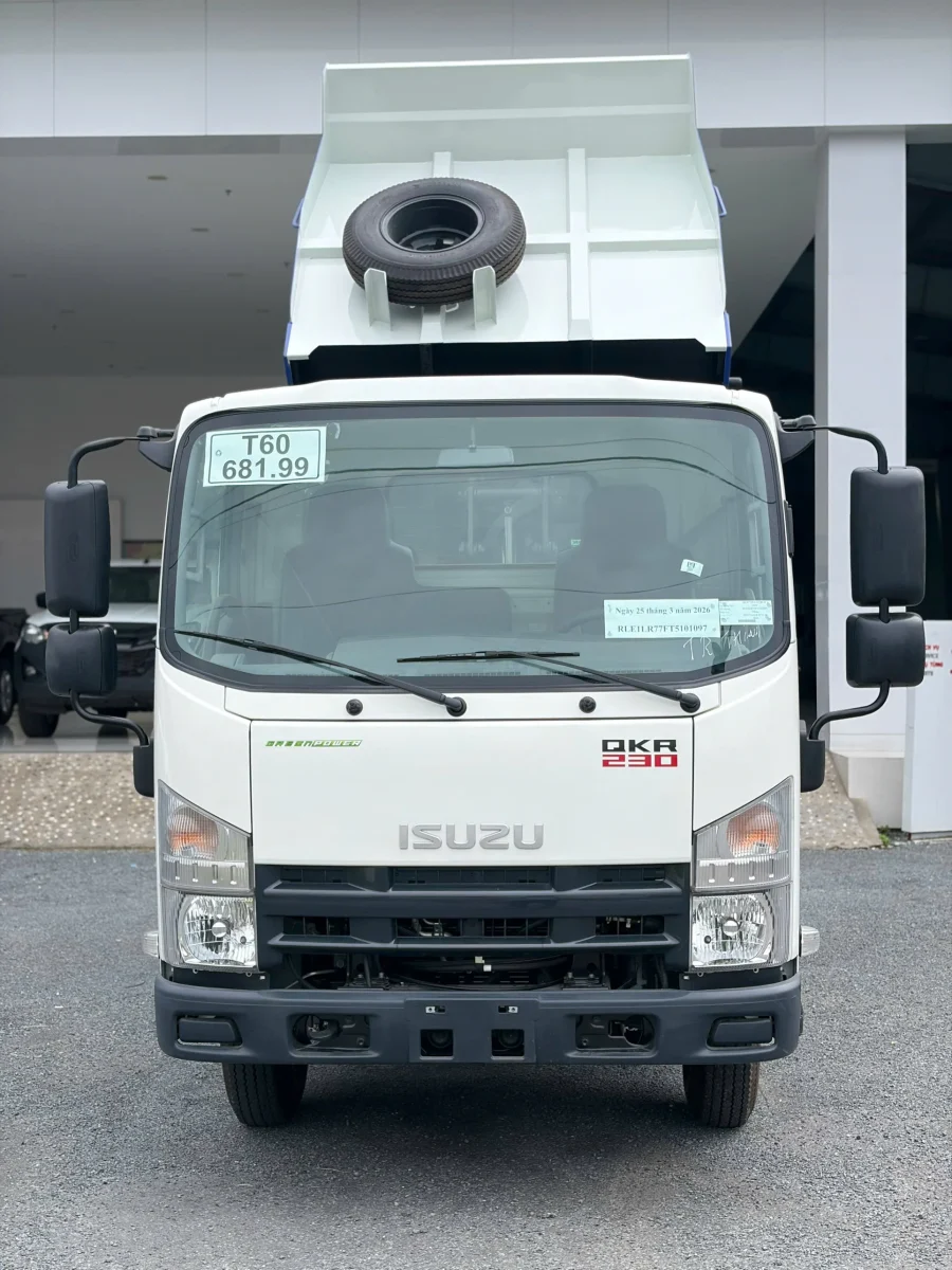 ISUZU QKR 230 THÙNG BEN Ngoại thất 1