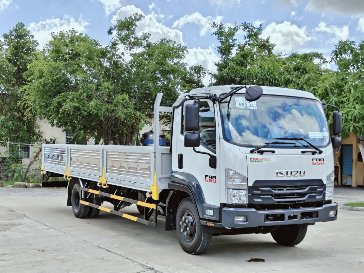 Isuzu FRR 650 Thùng Lửng Ngoại thất 2