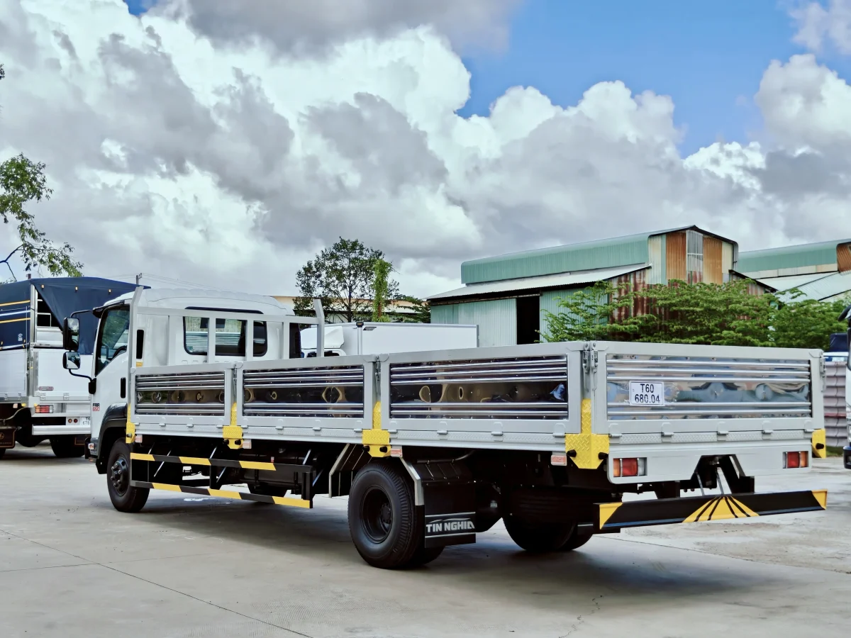 Isuzu FRR 650 Thùng Lửng Ngoại thất 5